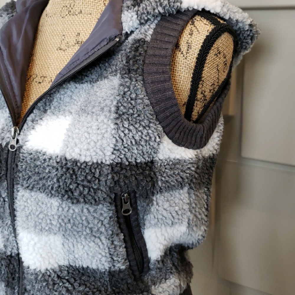 Sweater Project vest gray white black hooded checkered Size Medium - Picture 3 of 6